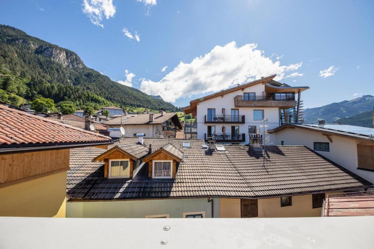 Casa Pare' B&B Teser im Fleimtal Exterior foto