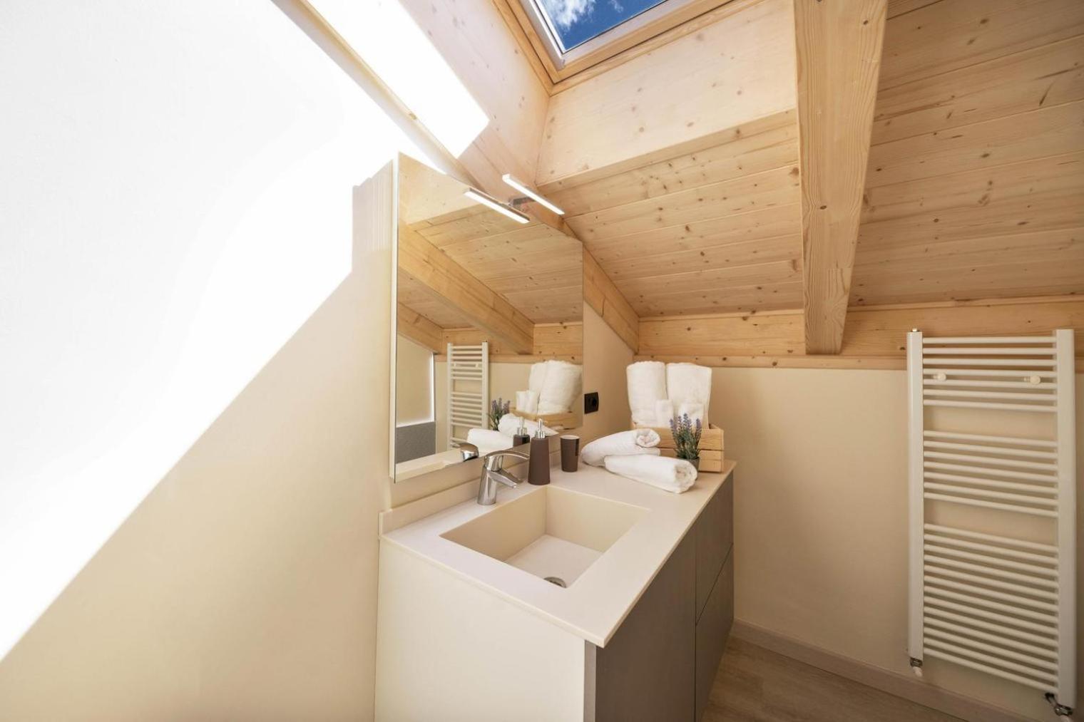 Casa Pare' B&B Teser im Fleimtal Exterior foto